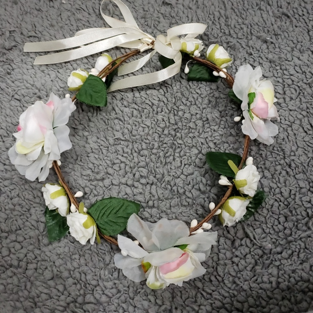 Floral head piece